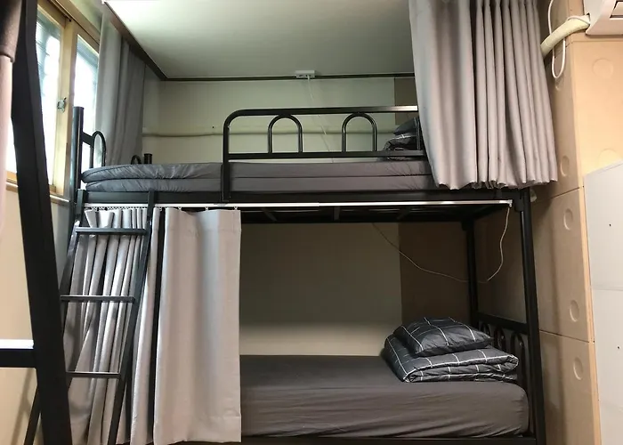 Family House Hongdae *