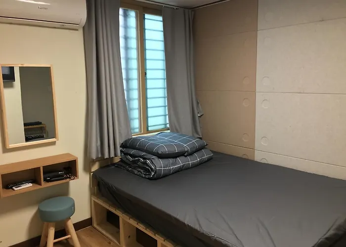 Family House Hongdae Affittacamere Seul