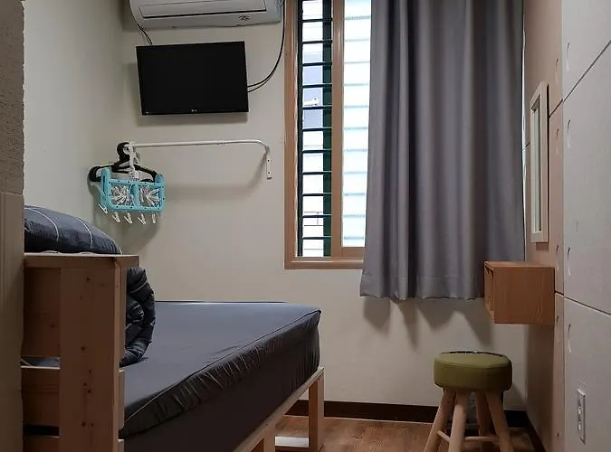 Family House Hongdae Seul