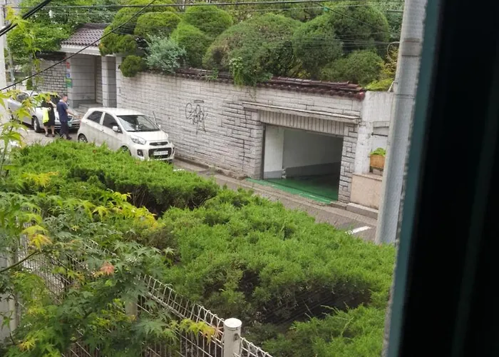 Family House Hongdae Seul